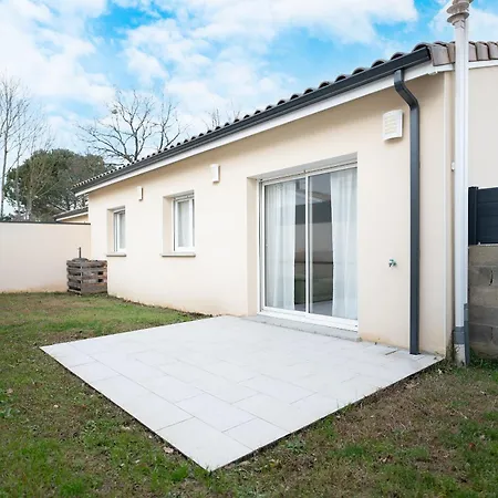 Evasion A Prázdninový dům