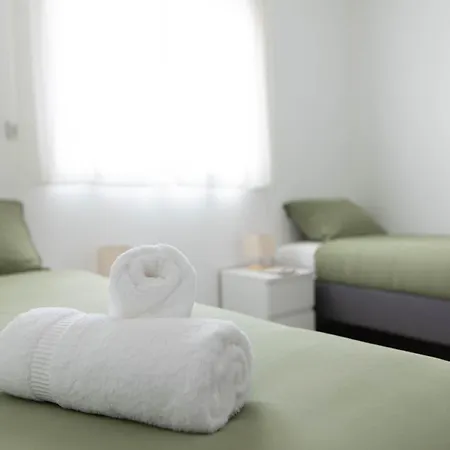 Evasion A Prázdninový dům