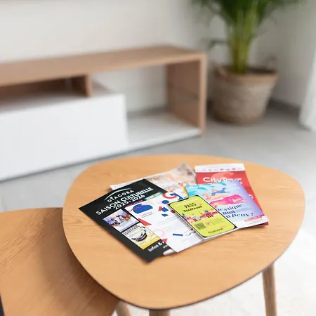 Evasion A Prázdninový dům